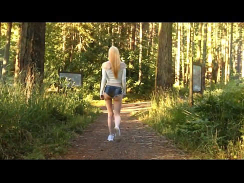 ❤️ Smuk kvinde bevæger sig langsomt, ikke nøgen video ️ Anal porno at da.myteporn.ru ❌❤