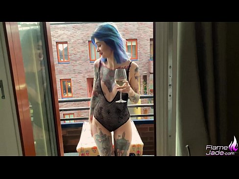 ❤️ Kæmpe pige suger med en sut og knepper lidenskabeligt under åben himmel ️ Anal porno at da.myteporn.ru ❌❤